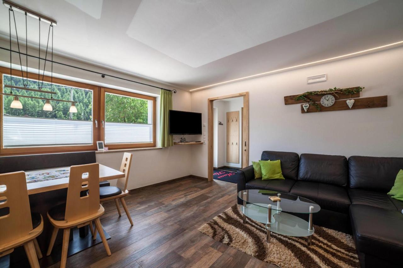 Ferienwohnung Haus Fliri Melago Luaran gambar